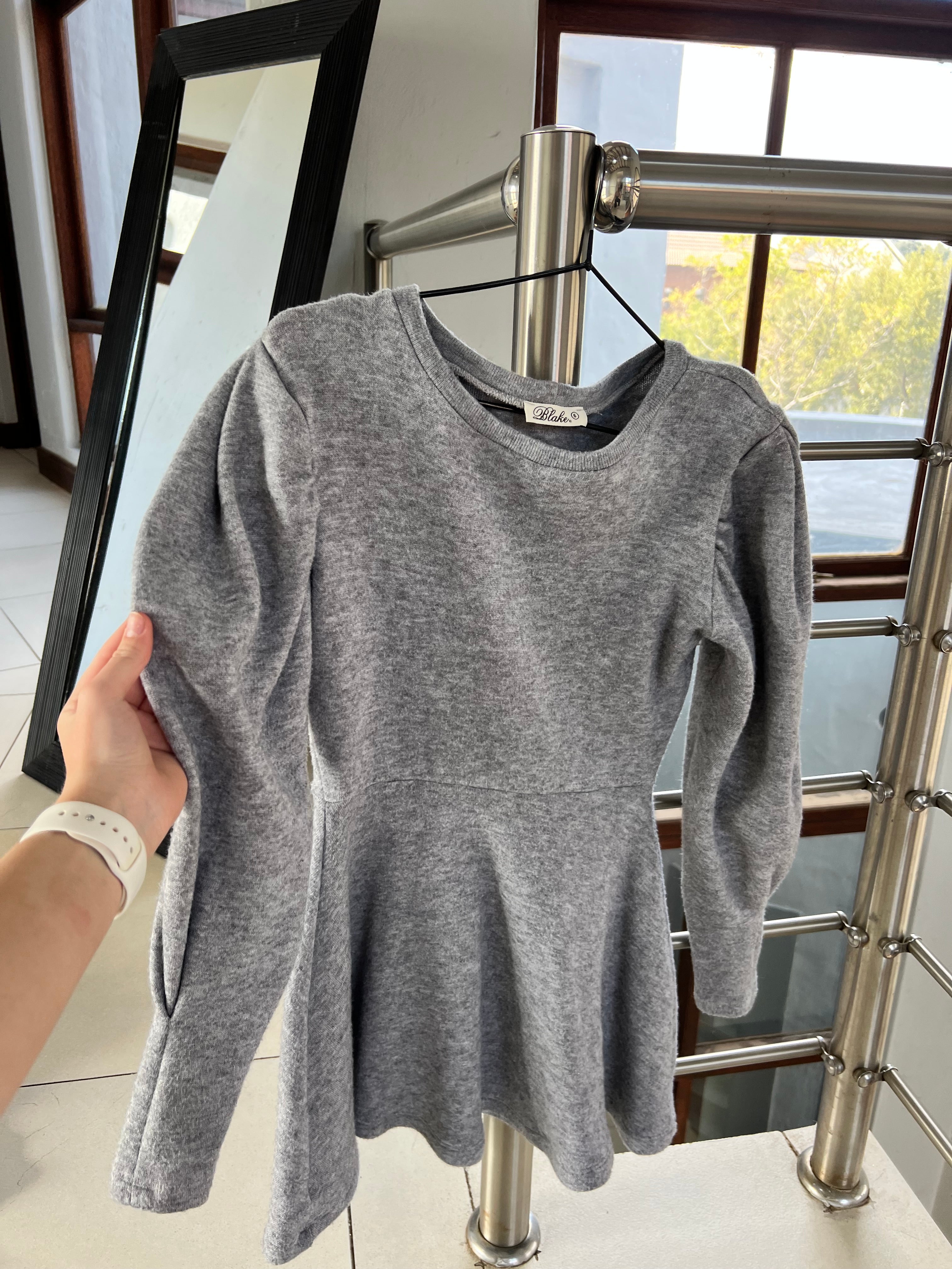 Sweater grey dress